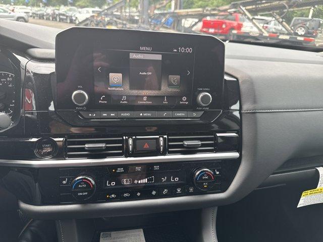 2025 Nissan Pathfinder Vehicle Photo in Flemington, NJ 08822