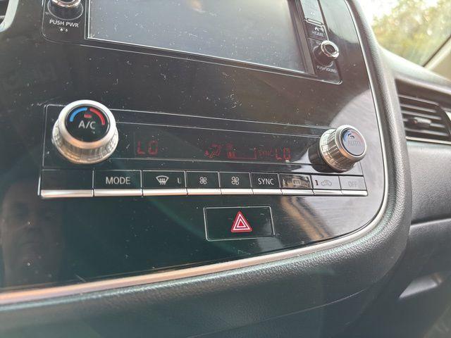 2020 Mitsubishi Outlander Vehicle Photo in Pleasant Hills, PA 15236