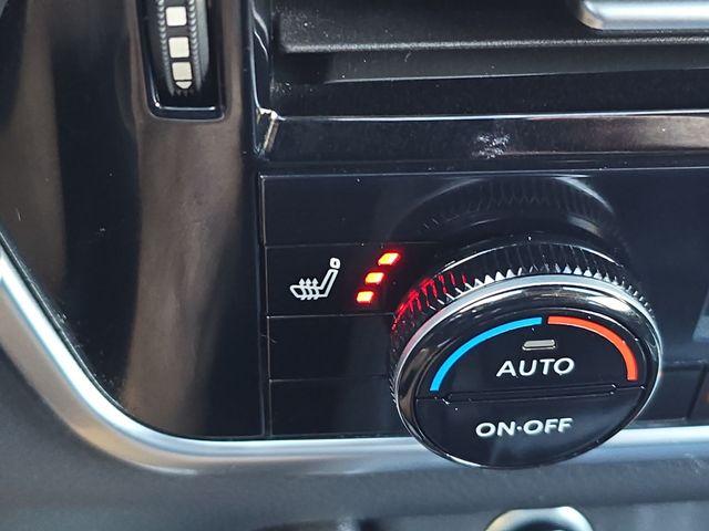 2021 Nissan Rogue Vehicle Photo in Pleasant Hills, PA 15236