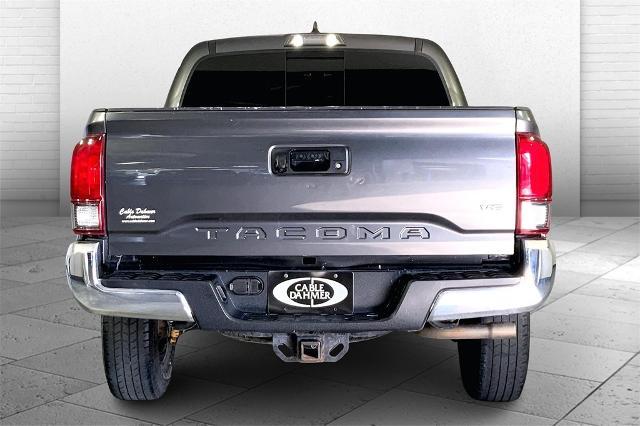 2018 Toyota Tacoma Vehicle Photo in Lees Summit, MO 64086