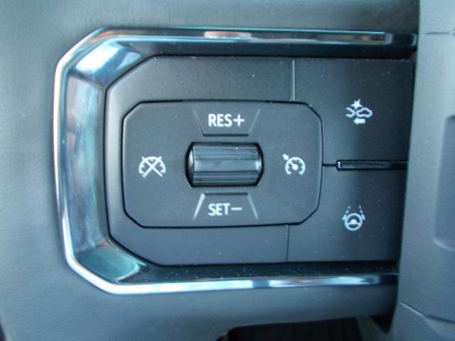 2026 GMC HUMMER EV SUV Vehicle Photo in LOWELL, MA 01852-4336