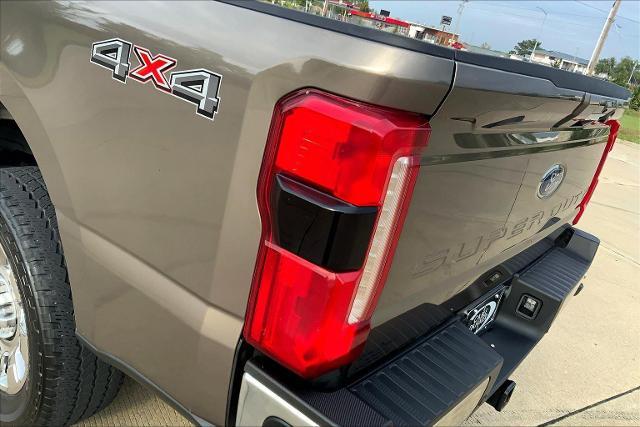 2023 Ford Super Duty F-250 SRW Vehicle Photo in TOPEKA, KS 66609-0000