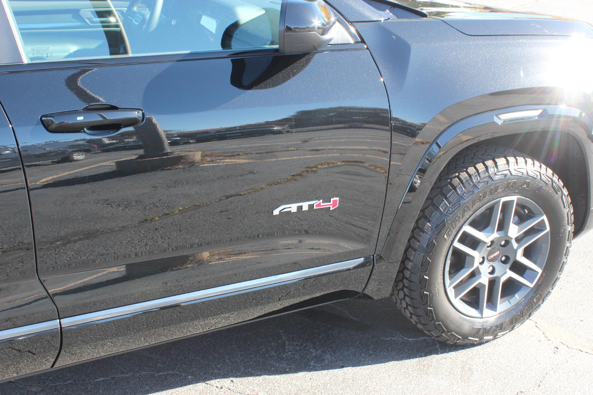 2026 GMC Terrain Vehicle Photo in AURORA, CO 80012-4011
