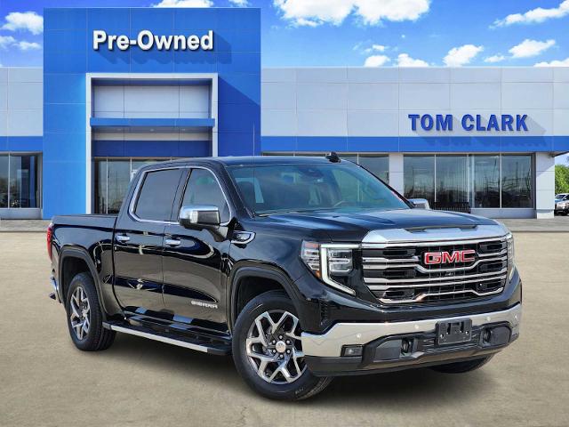 2023 GMC Sierra 1500 Vehicle Photo in DENTON, TX 76210-9321