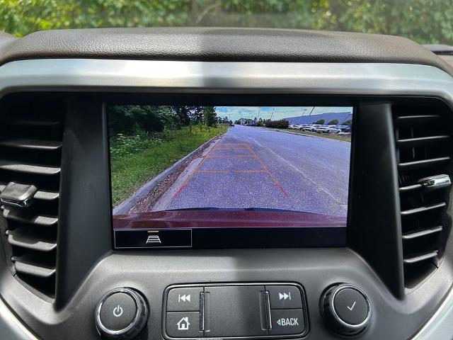 2023 GMC Acadia Vehicle Photo in Statesboro, GA 30458
