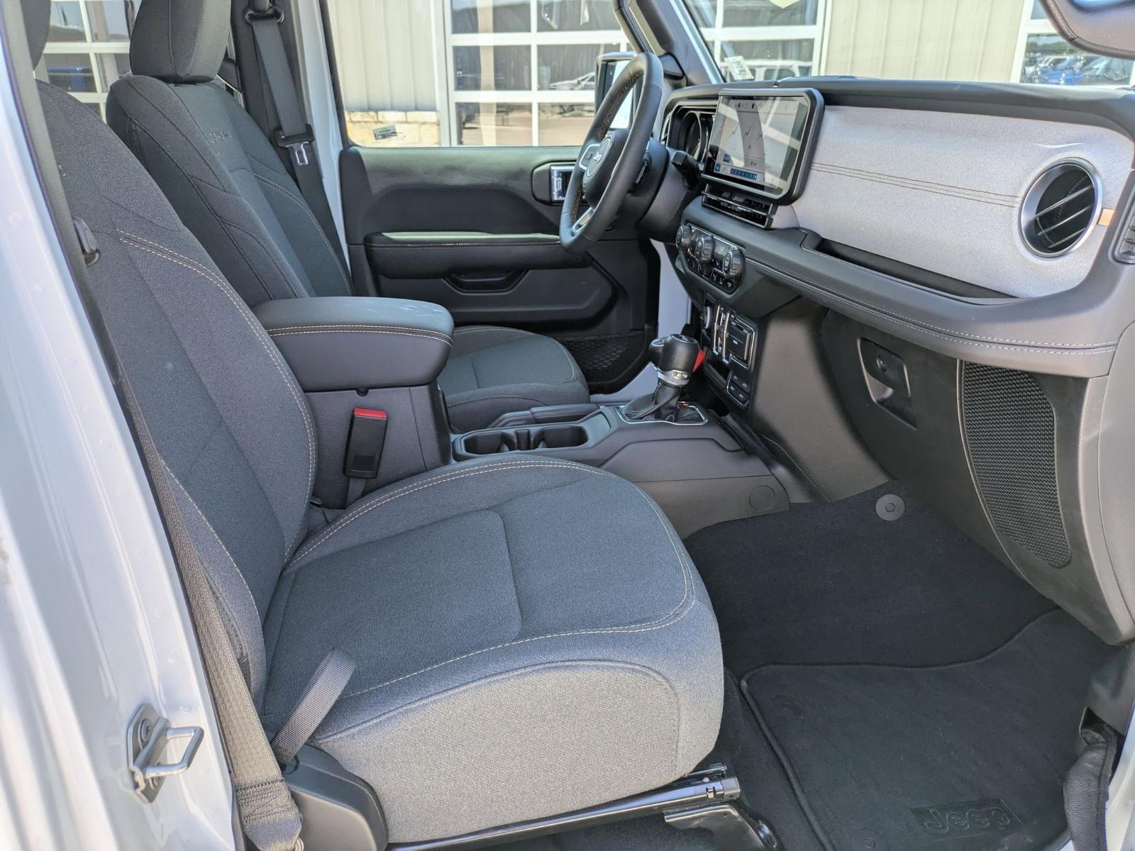 2024 Jeep Wrangler Vehicle Photo in Seguin, TX 78155