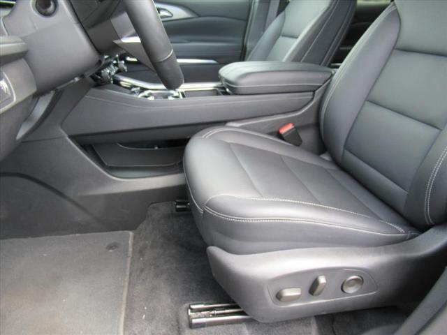 2025 Chevrolet Traverse Vehicle Photo in LEESBURG, FL 34788-4022