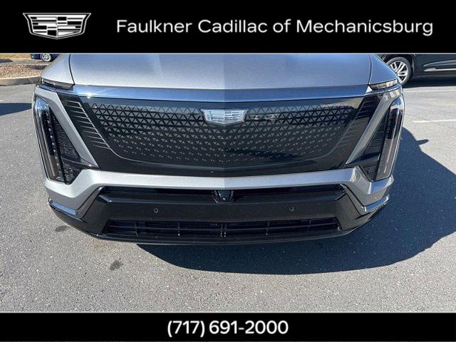 2026 Cadillac VISTIQ Vehicle Photo in MECHANICSBURG, PA 17050-1707