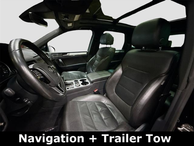2017 Volkswagen Touareg Vehicle Photo in EVERETT, WA 98203-5662