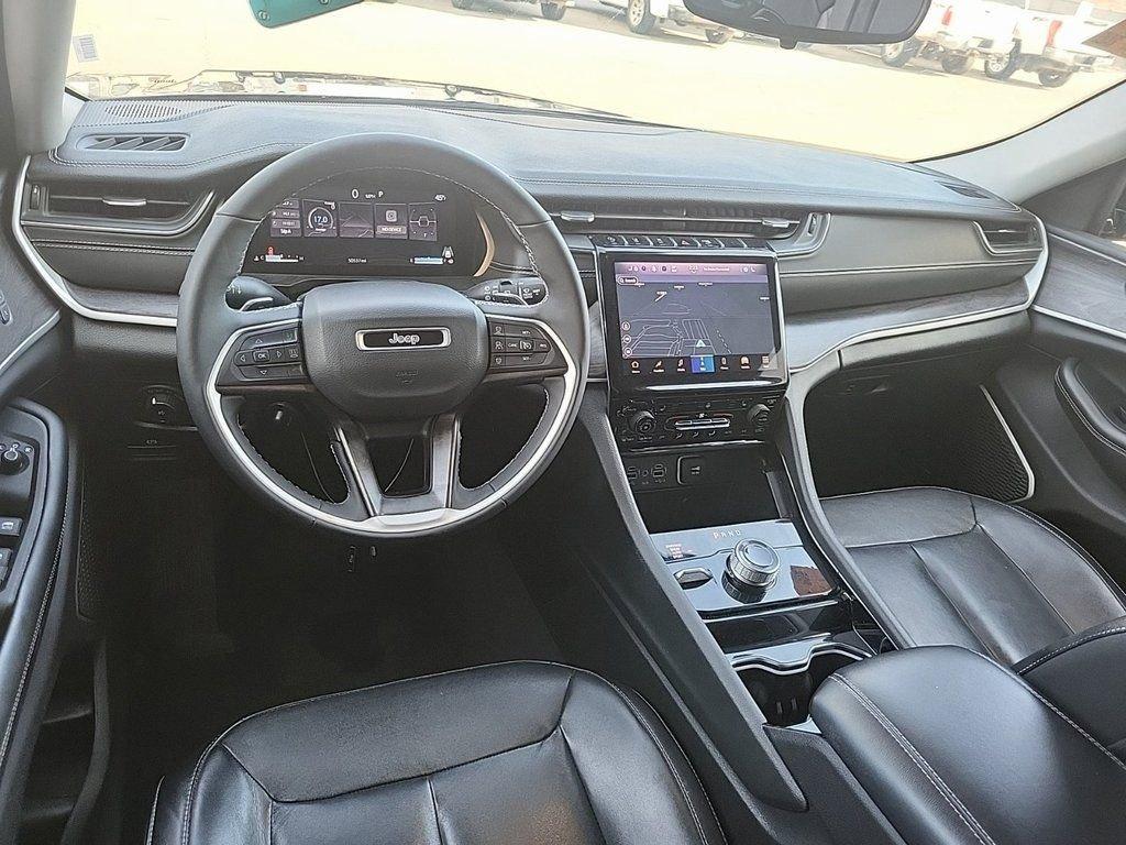 2023 Jeep Grand Cherokee Vehicle Photo in Cedar Rapids, IA 52402