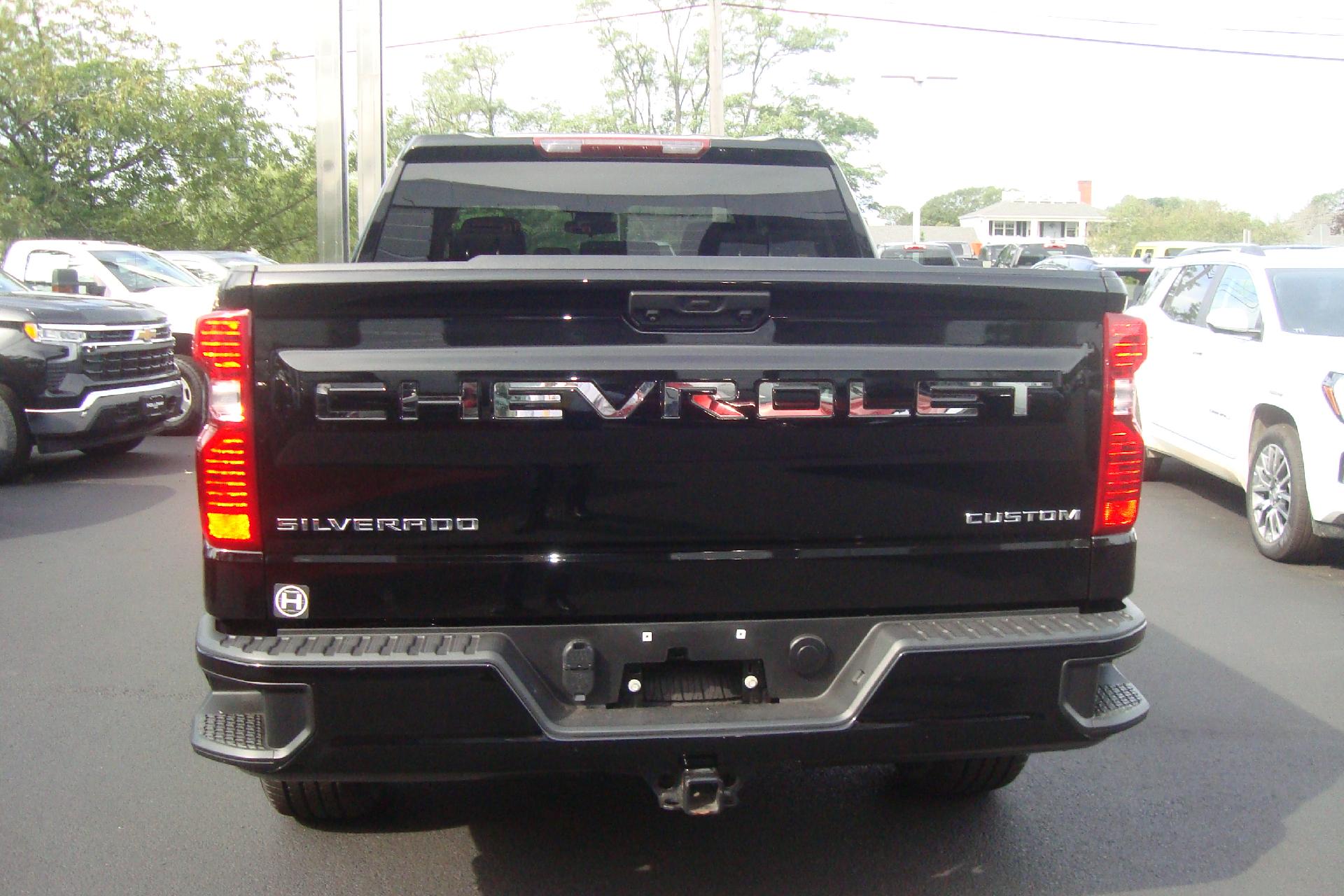 2022 Chevrolet Silverado 1500 Vehicle Photo in PORTSMOUTH, NH 03801-4196