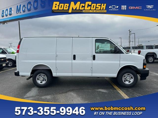 2025 Chevrolet Express Cargo 2500 Vehicle Photo in COLUMBIA, MO 65203-3903