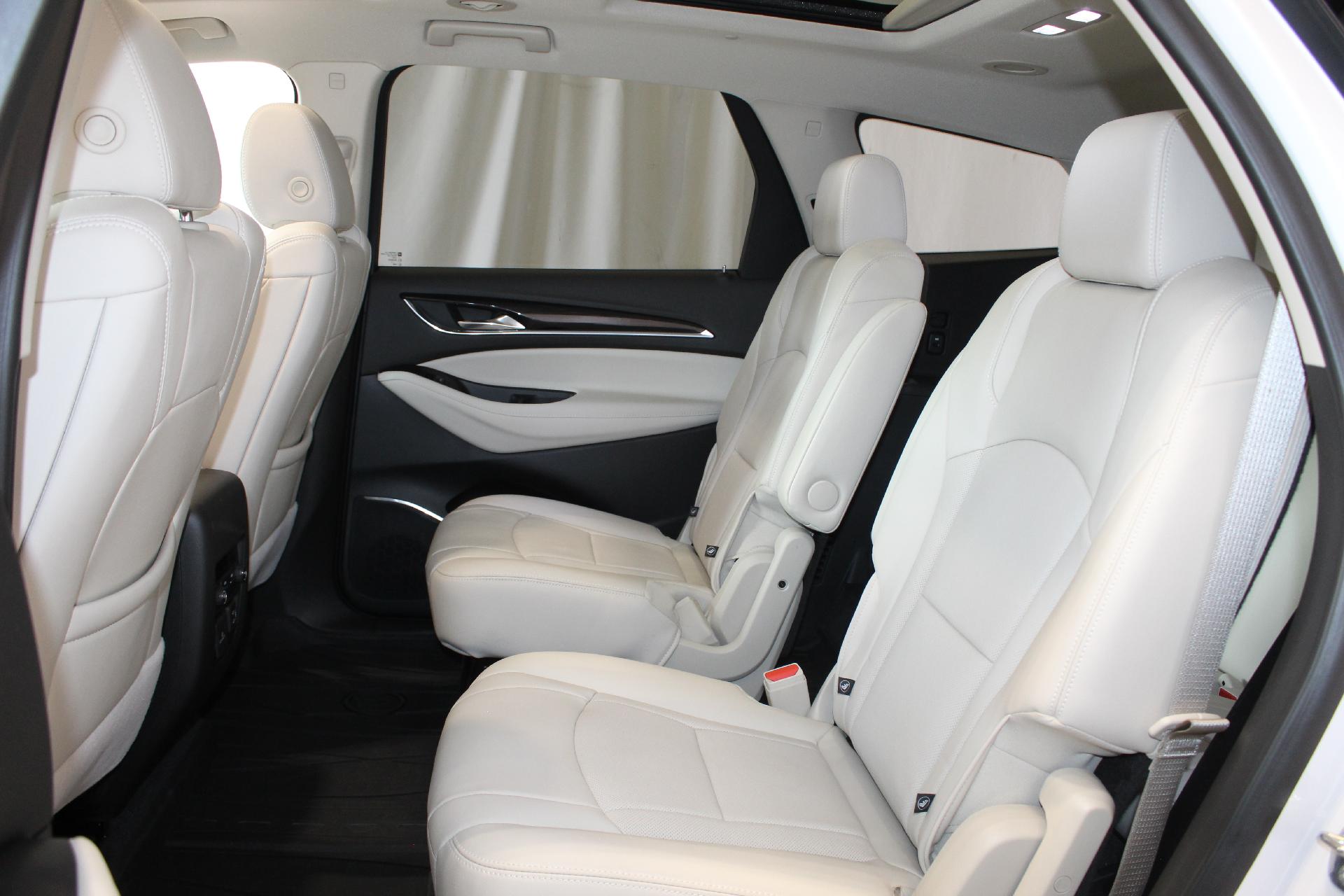 2022 Buick Enclave Vehicle Photo in NORTHAMPTON, MA 01060-1120
