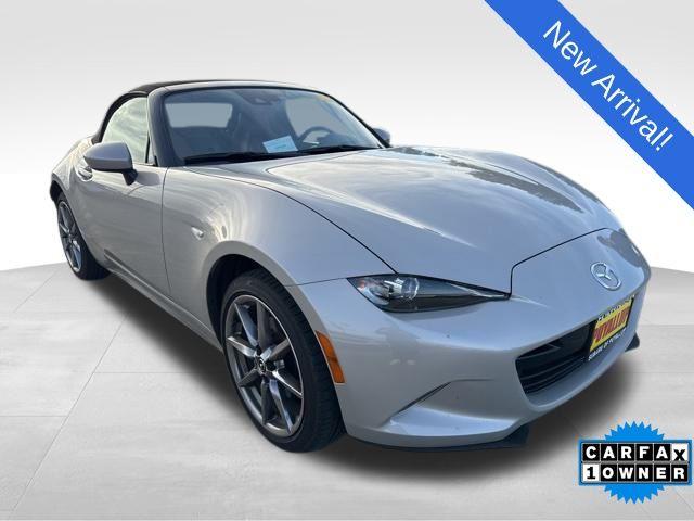 2022 Mazda MX-5 Miata Vehicle Photo in Puyallup, WA 98371