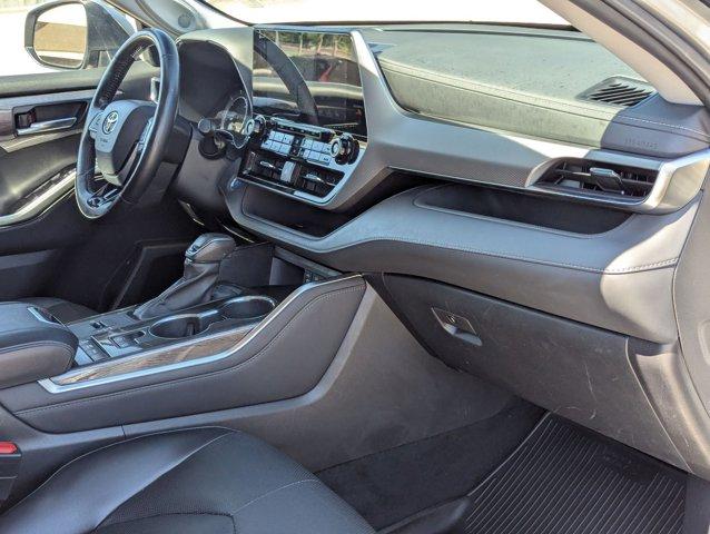 2022 Toyota Highlander Vehicle Photo in San Antonio, TX 78230