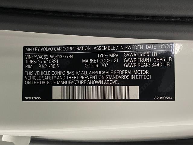 2025 Volvo XC90 Vehicle Photo in Appleton, WI 54913