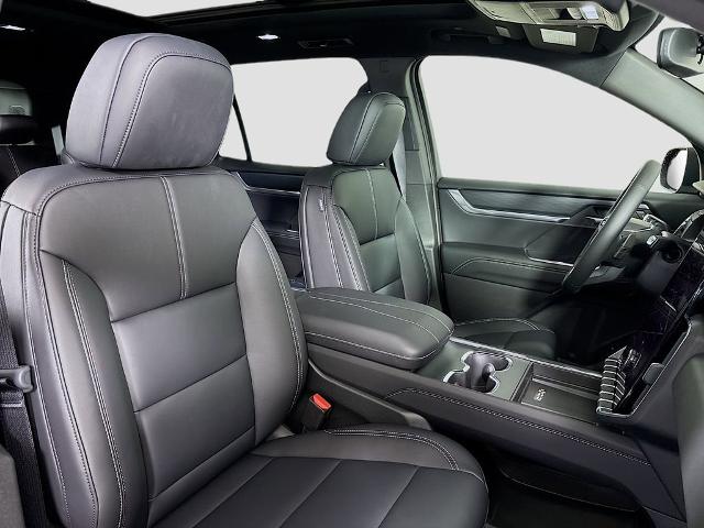 2025 GMC Acadia Vehicle Photo in PUYALLUP, WA 98371-4149