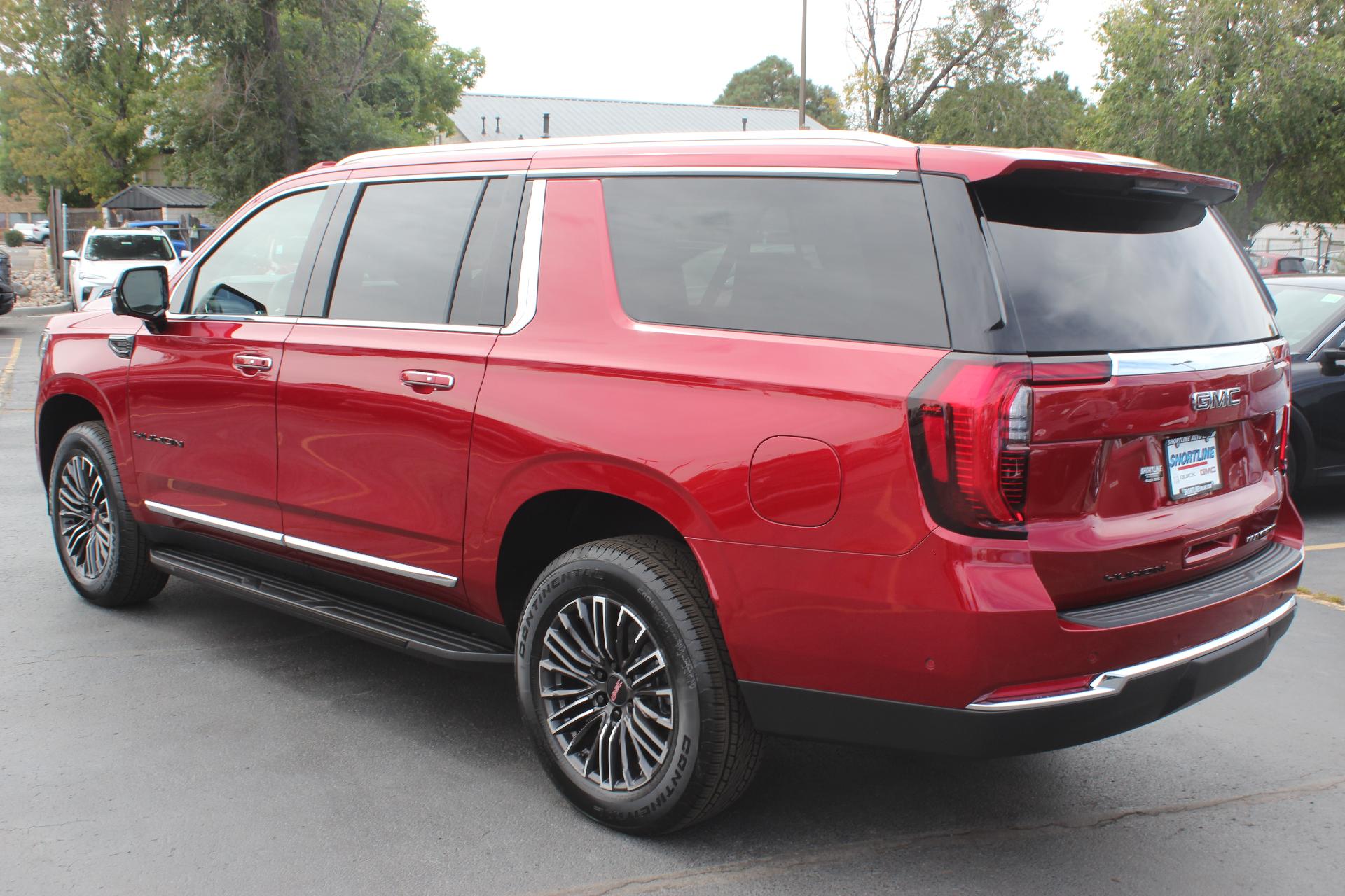2026 GMC Yukon XL Vehicle Photo in AURORA, CO 80012-4011