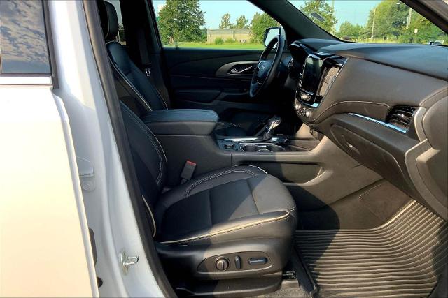 2023 Chevrolet Traverse Vehicle Photo in TOPEKA, KS 66609-0000