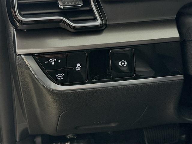 2025 Kia Sportage Vehicle Photo in Everett, WA 98204