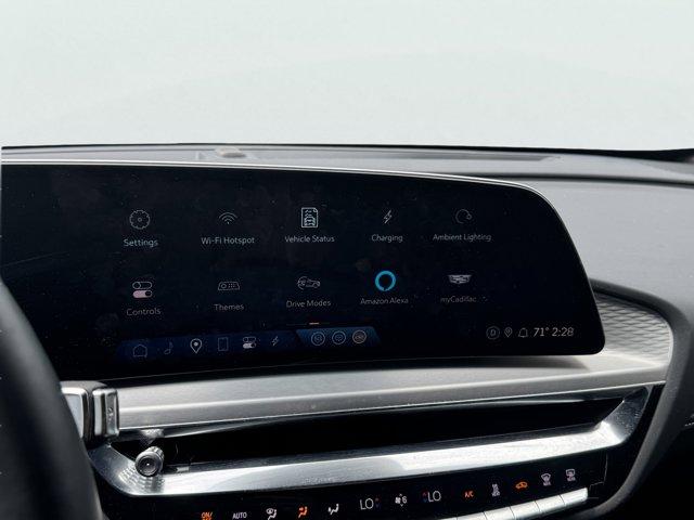 2024 Cadillac LYRIQ Vehicle Photo in LEOMINSTER, MA 01453-2952