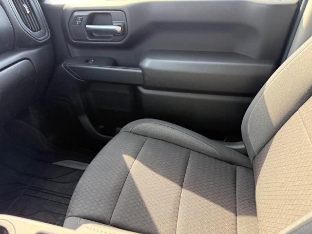 2024 Chevrolet Silverado 3500 HD CC Vehicle Photo in COLUMBIA, MO 65203-3903