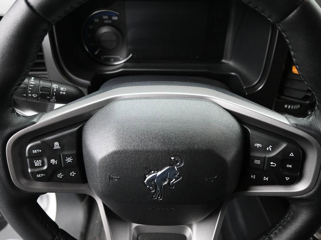 2022 Ford Bronco Vehicle Photo in Cedar Rapids, IA 52402