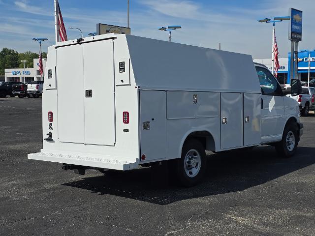 2025 Chevrolet Express Commercial Cutaway Vehicle Photo in INDEPENDENCE, MO 64055-1314
