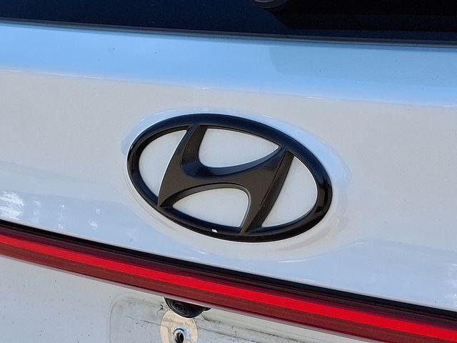 2021 Hyundai Santa Fe Vehicle Photo in DANBURY, CT 06810-5034