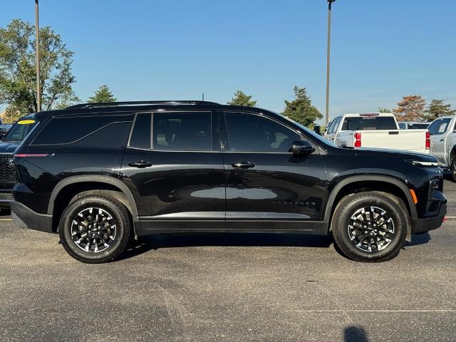 2025 Chevrolet Traverse Vehicle Photo in COLUMBIA, MO 65203-3903