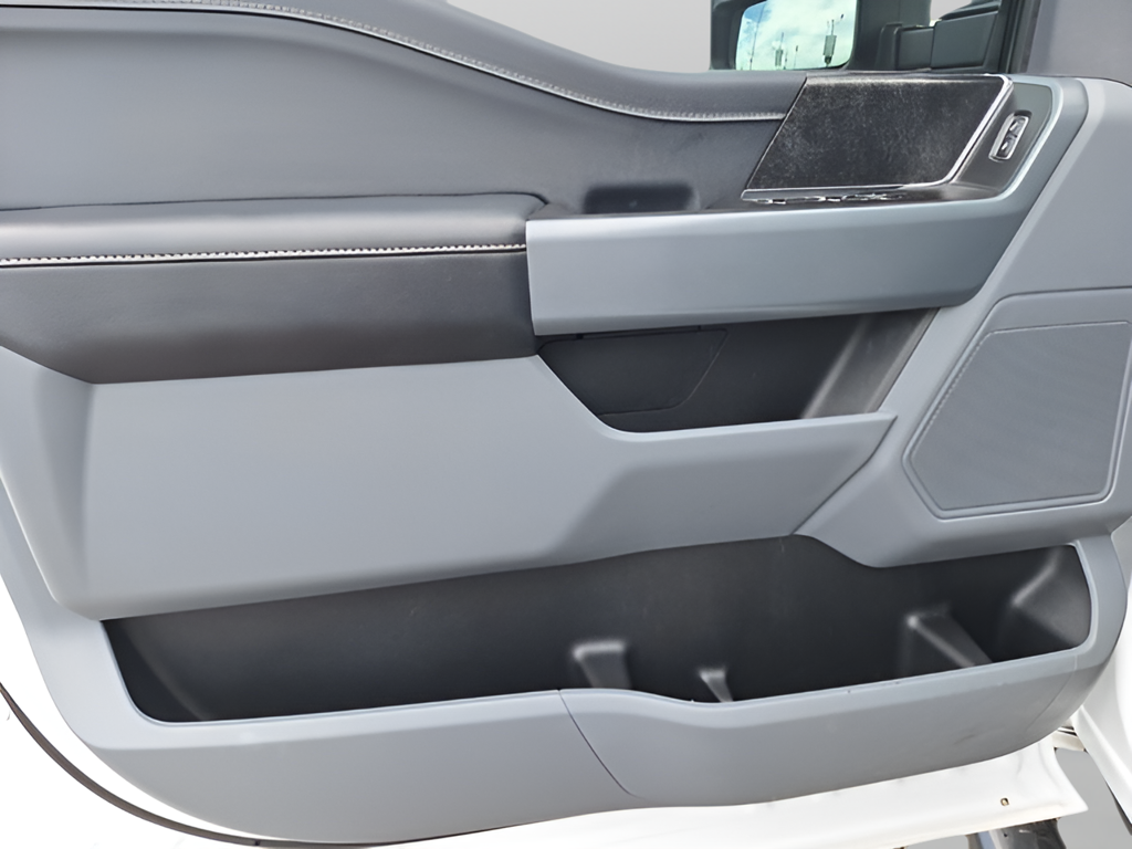 2023 Ford F-150 photo 33 of 35