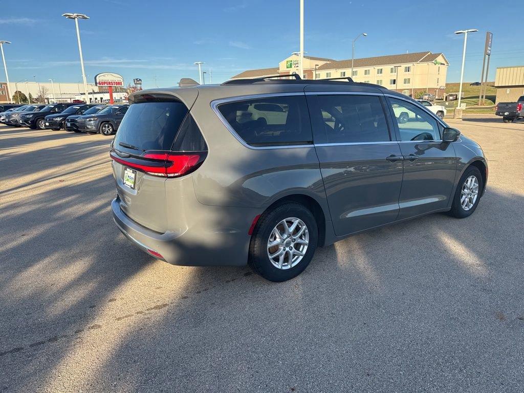 2022 Chrysler Pacifica Vehicle Photo in Cedar Rapids, IA 52402