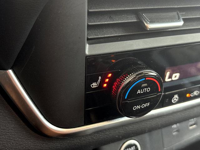 2023 Nissan Rogue Vehicle Photo in Savannah, GA 31419