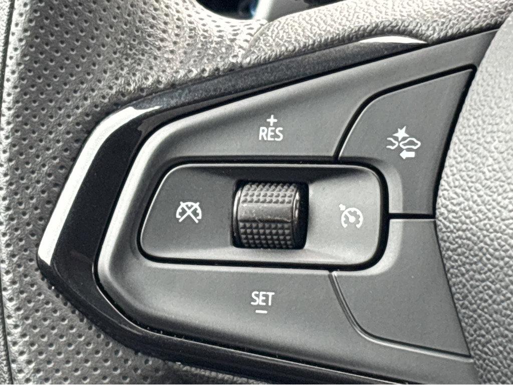 2024 Chevrolet Trax Vehicle Photo in POOLER, GA 31322-3252