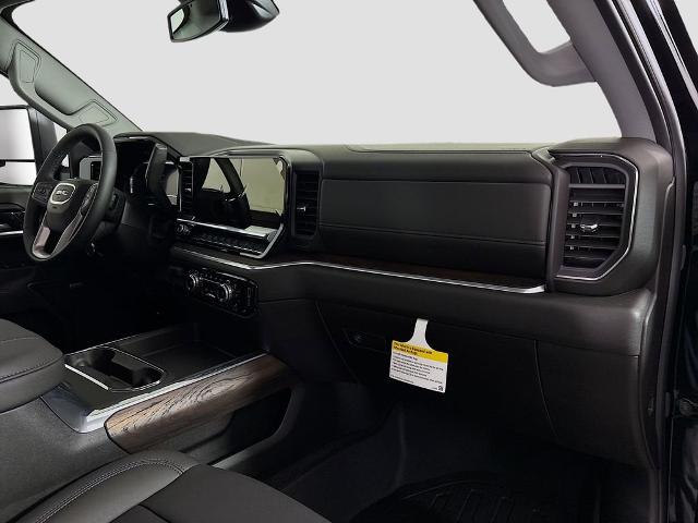 2025 GMC Sierra 3500 HD Vehicle Photo in PUYALLUP, WA 98371-4149