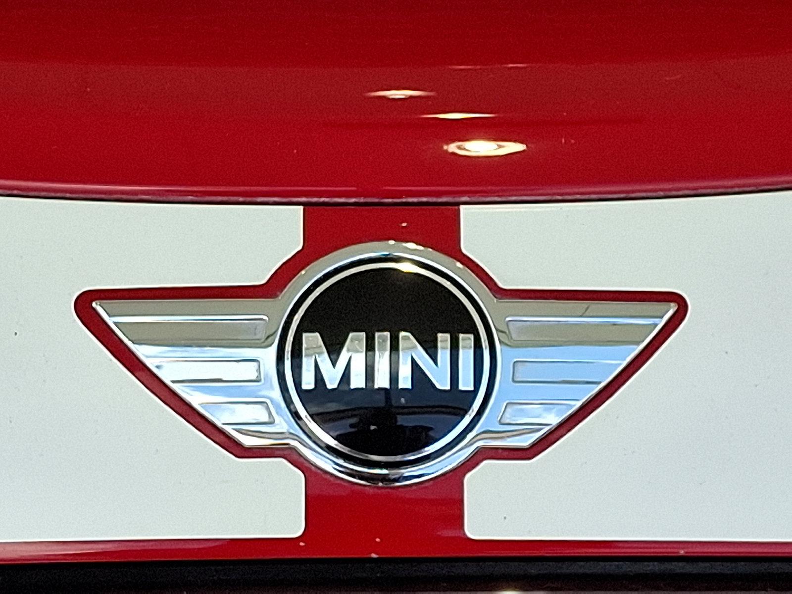 2016 MINI John Cooper Works Hardtop Vehicle Photo in Lancaster, PA 17601