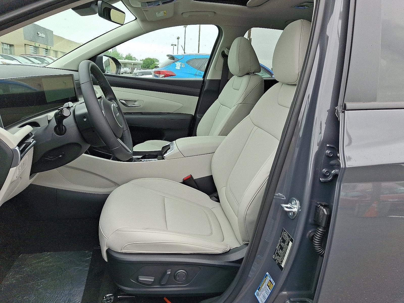 2025 Hyundai TUCSON Vehicle Photo in Harrisburg, PA 17111