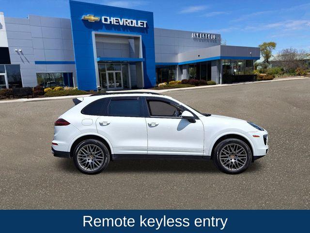 2018 Porsche Cayenne Vehicle Photo in DANBURY, CT 06810-5034