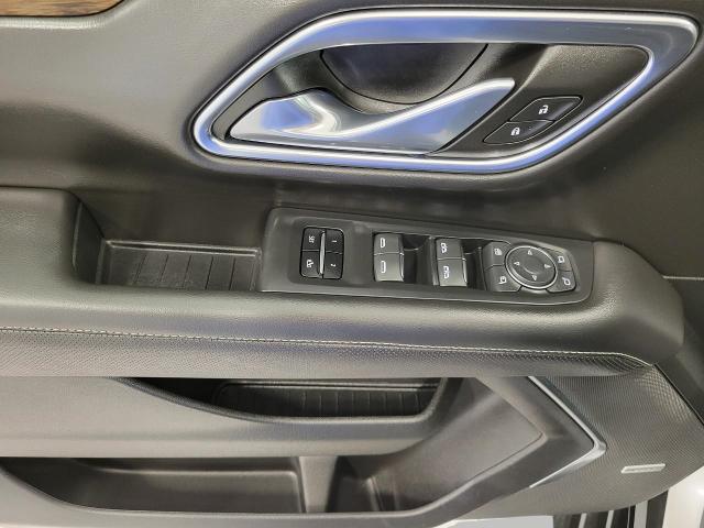 2021 Chevrolet Suburban Vehicle Photo in NEENAH, WI 54956-2243