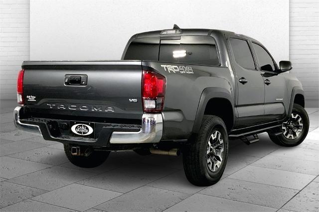 2018 Toyota Tacoma Vehicle Photo in Lees Summit, MO 64086