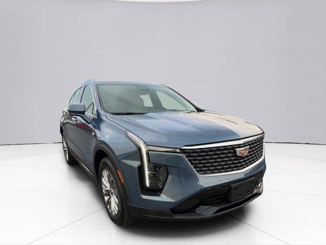 2024 Cadillac XT4 Vehicle Photo in LEOMINSTER, MA 01453-2952
