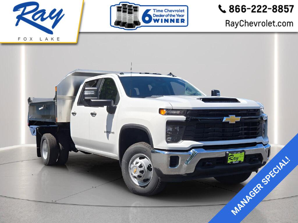 Summit White 2026 Chevrolet Silverado 3500HD Chassis Pickup Truck Four-Wheel Drive Automatic