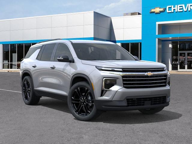 2026 Chevrolet Traverse Vehicle Photo in MOON TOWNSHIP, PA 15108-2571