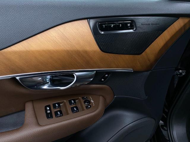 2021 Volvo XC90 Vehicle Photo in Appleton, WI 54913