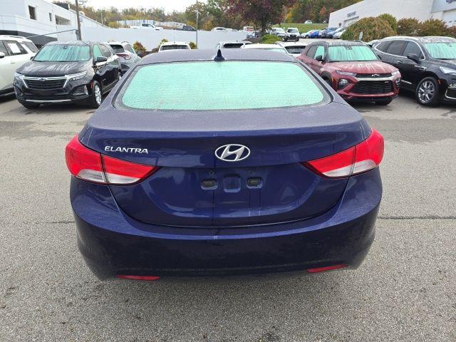 2013 Hyundai ELANTRA Vehicle Photo in Pleasant Hills, PA 15236