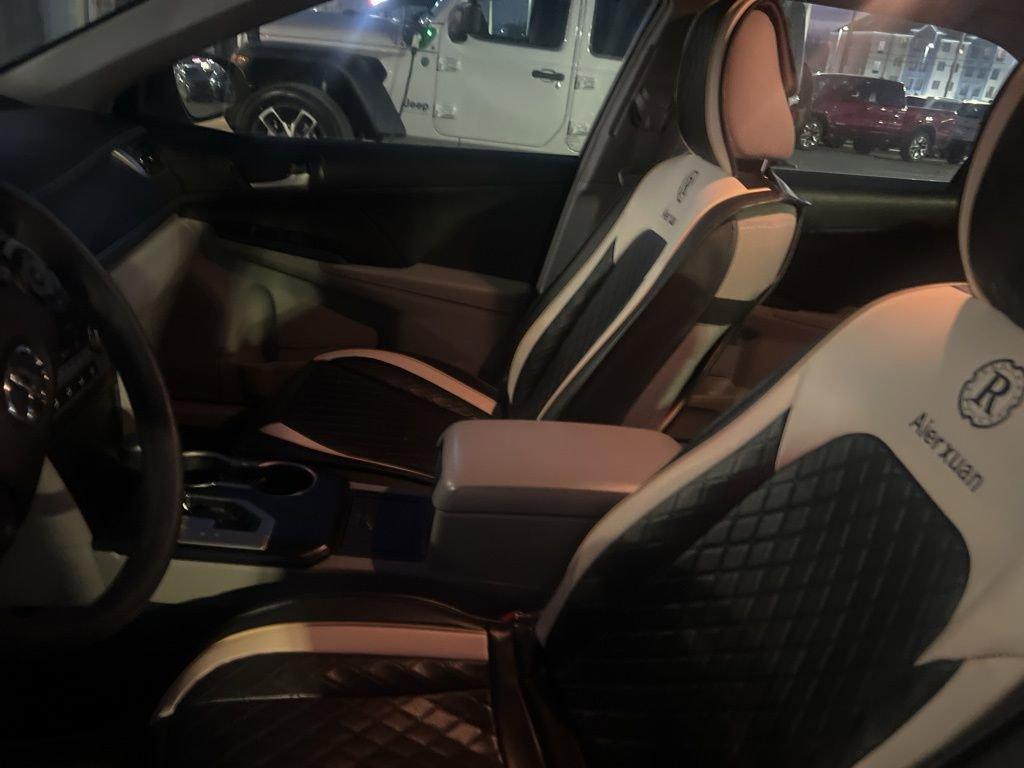 2014 Toyota Camry Vehicle Photo in Cedar Rapids, IA 52402