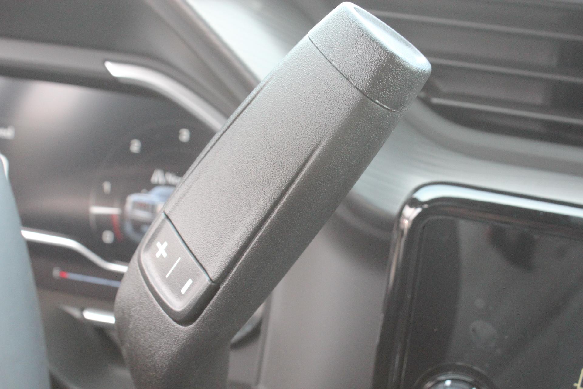 2025 GMC Sierra 2500 HD Vehicle Photo in AURORA, CO 80012-4011
