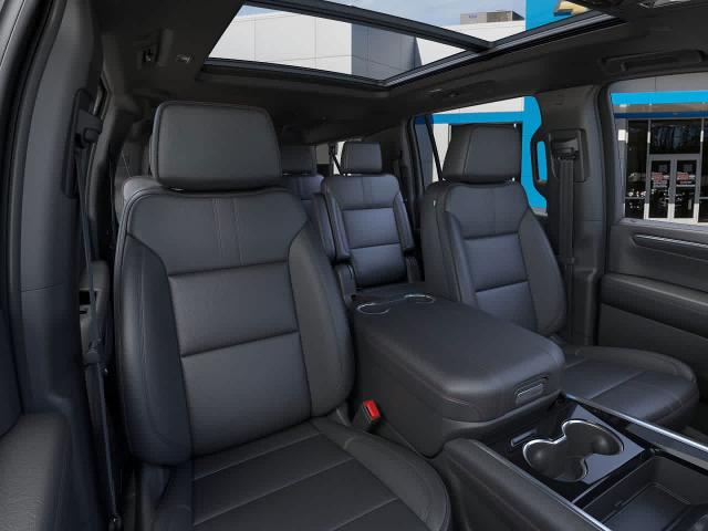 2026 Chevrolet Suburban Vehicle Photo in MOON TOWNSHIP, PA 15108-2571