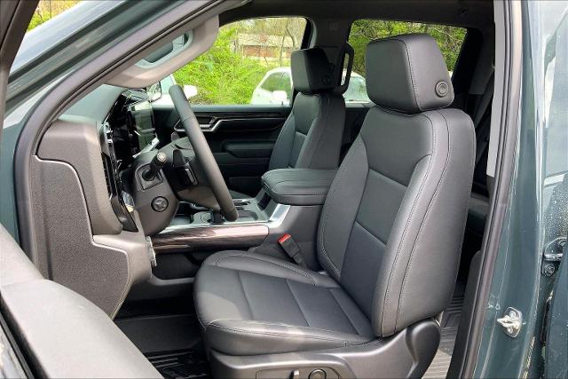 2025 Chevrolet Silverado 1500 Vehicle Photo in KANSAS CITY, MO 64114-4502