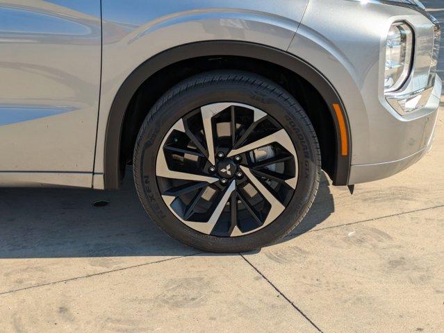 2022 Mitsubishi Outlander Vehicle Photo in SELMA, TX 78154-1460